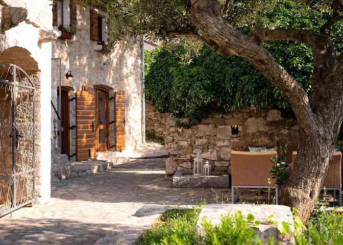 Villa Hedera - Beautiful Stone House Hvar